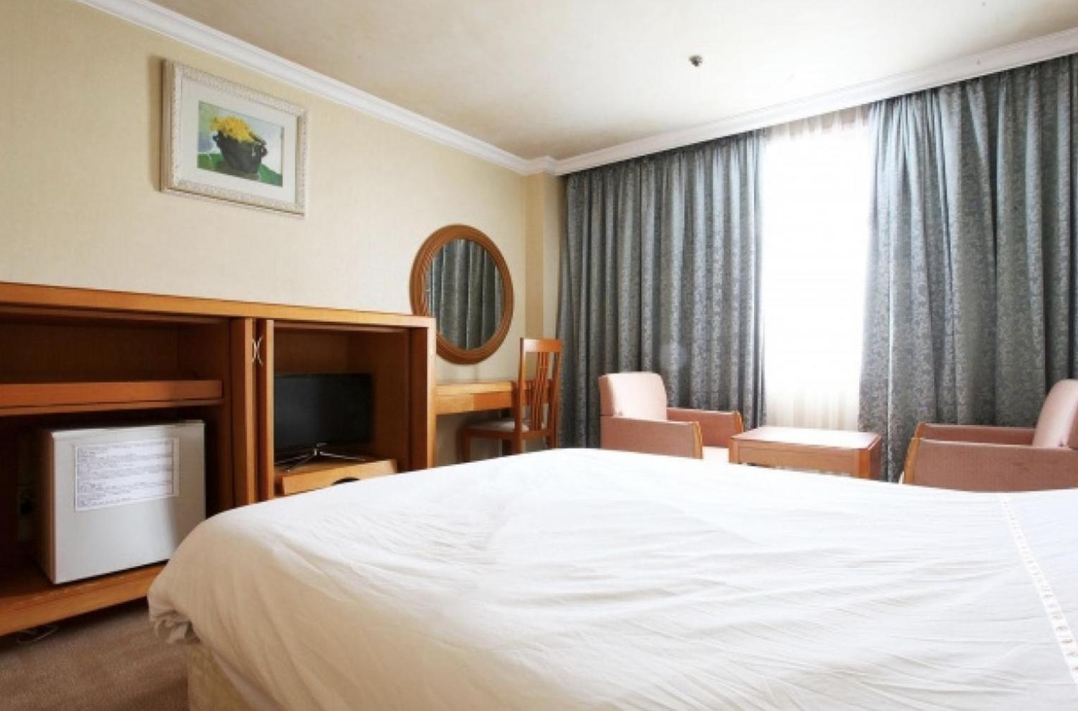 Jeju Royal Hotel Экстерьер фото