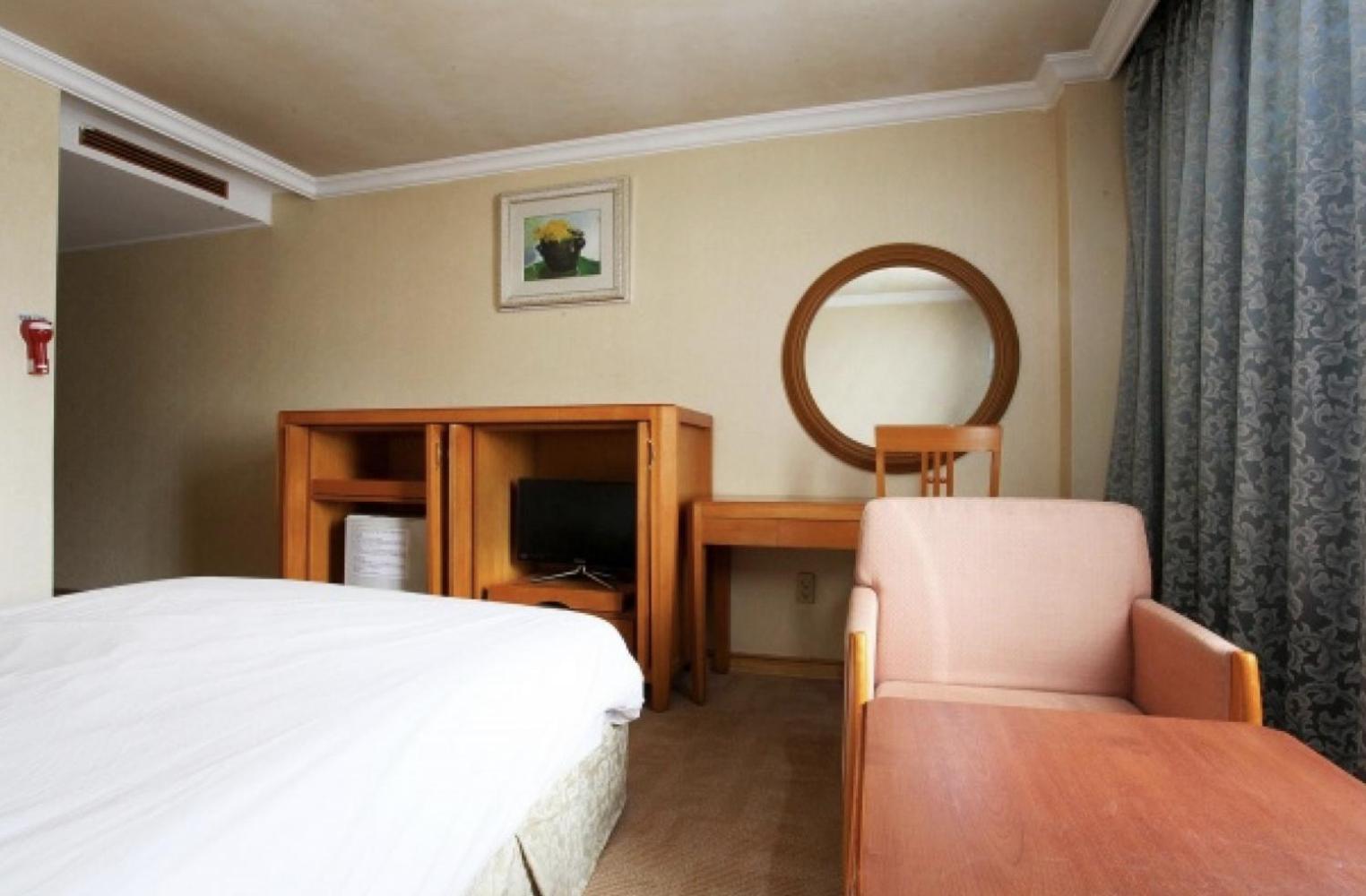 Jeju Royal Hotel Экстерьер фото