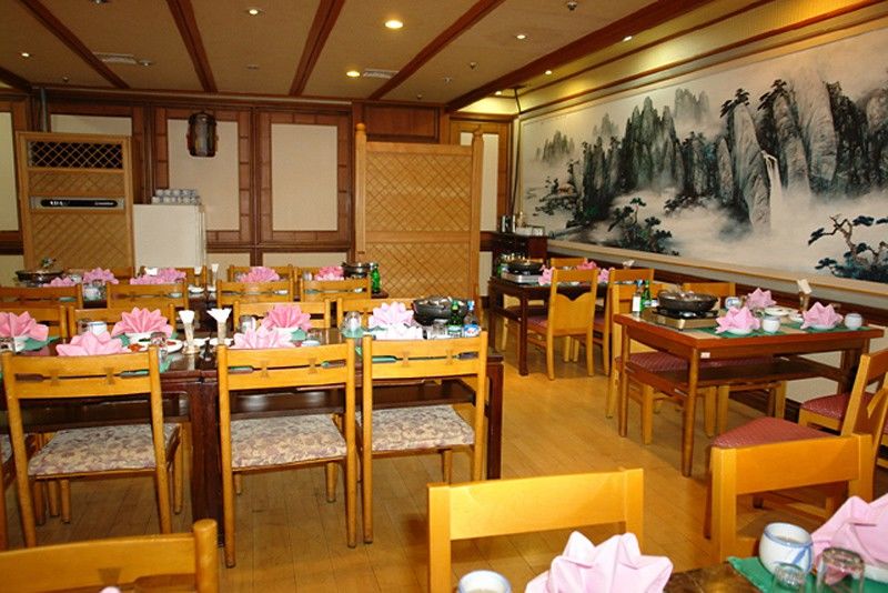 Jeju Royal Hotel Экстерьер фото