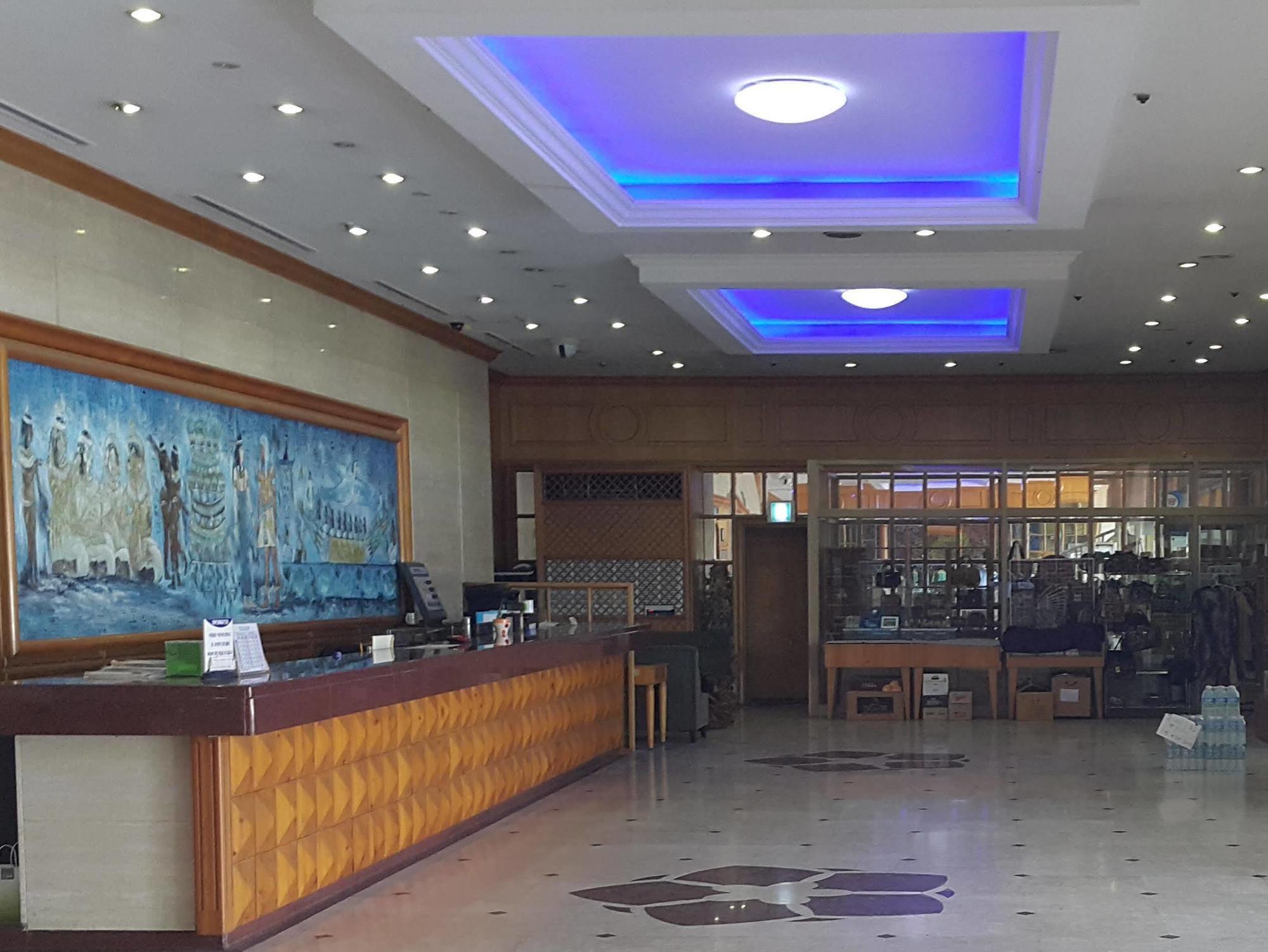 Jeju Royal Hotel Экстерьер фото